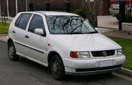 VOLKSWAGEN POLO