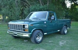 Ford F-100
