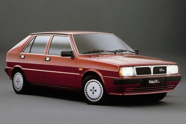 Hatchback 831