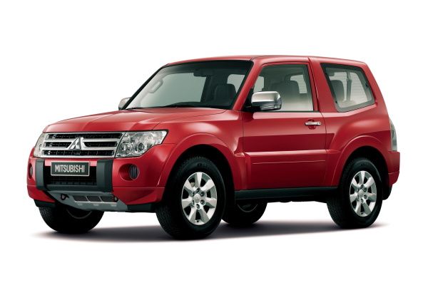 Closed Off-Road Vehicle V80/V90