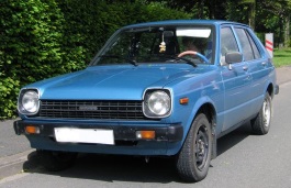 TOYOTA STARLET