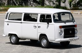 VOLKSWAGEN KOMBI